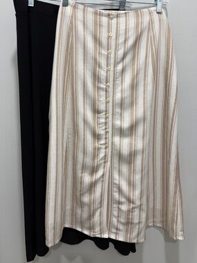 Pair of 2 Midi Skirts, Size Large